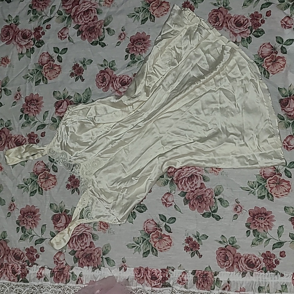 Vintage 100% SILK morgan taylor medium